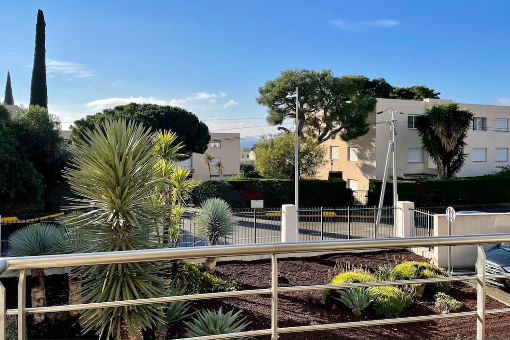 17 - Appartement Neuf, Parking Terrasse Et Jolie Vue Bandol Exterior photo